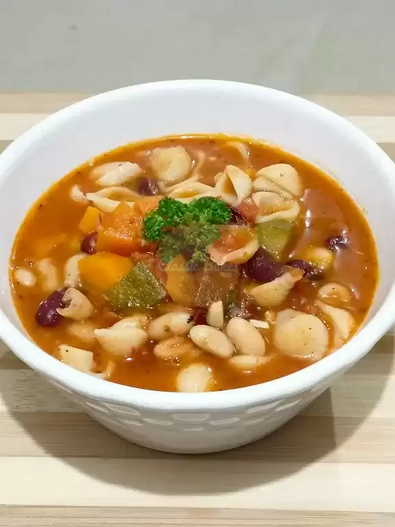 Instant Pot Minestrone Soup in a bowl