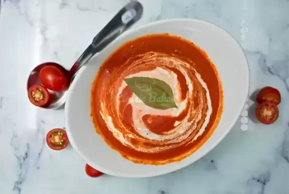 Keto Tomato Soup in a bowl