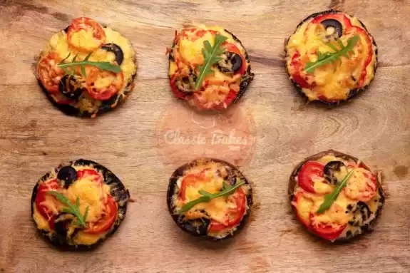 6 Mini Vegan Portobello Mushroom Pizzas