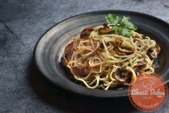 Close up shot of Spaghettoni Recipe with Mushrooms