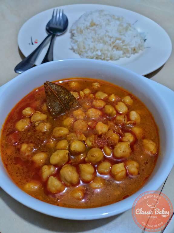 Serving cooked Instant Pot Chana Masala