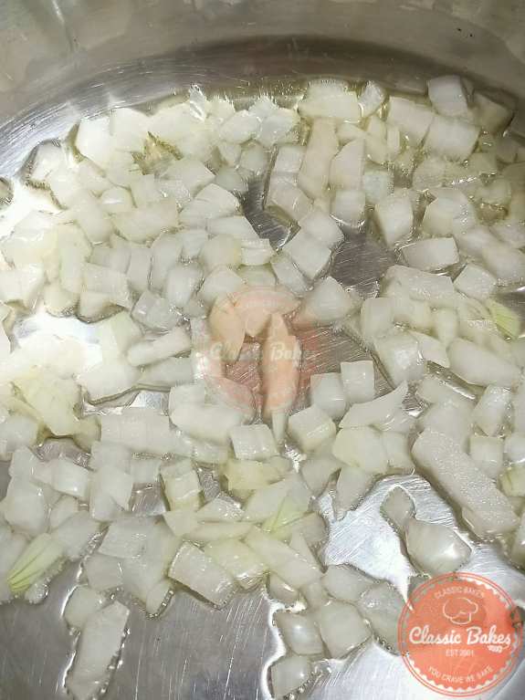 Stirring onions