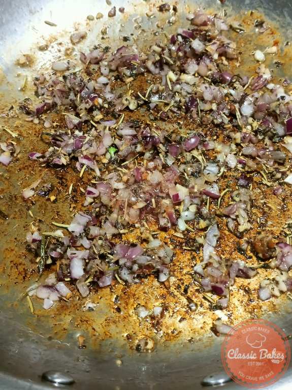 Suite garlic, shallots, basil and rosemary