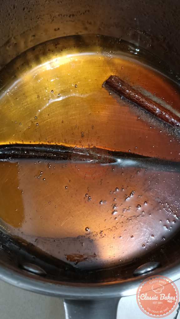 Keep cooking the cinnamon syrup in low heat